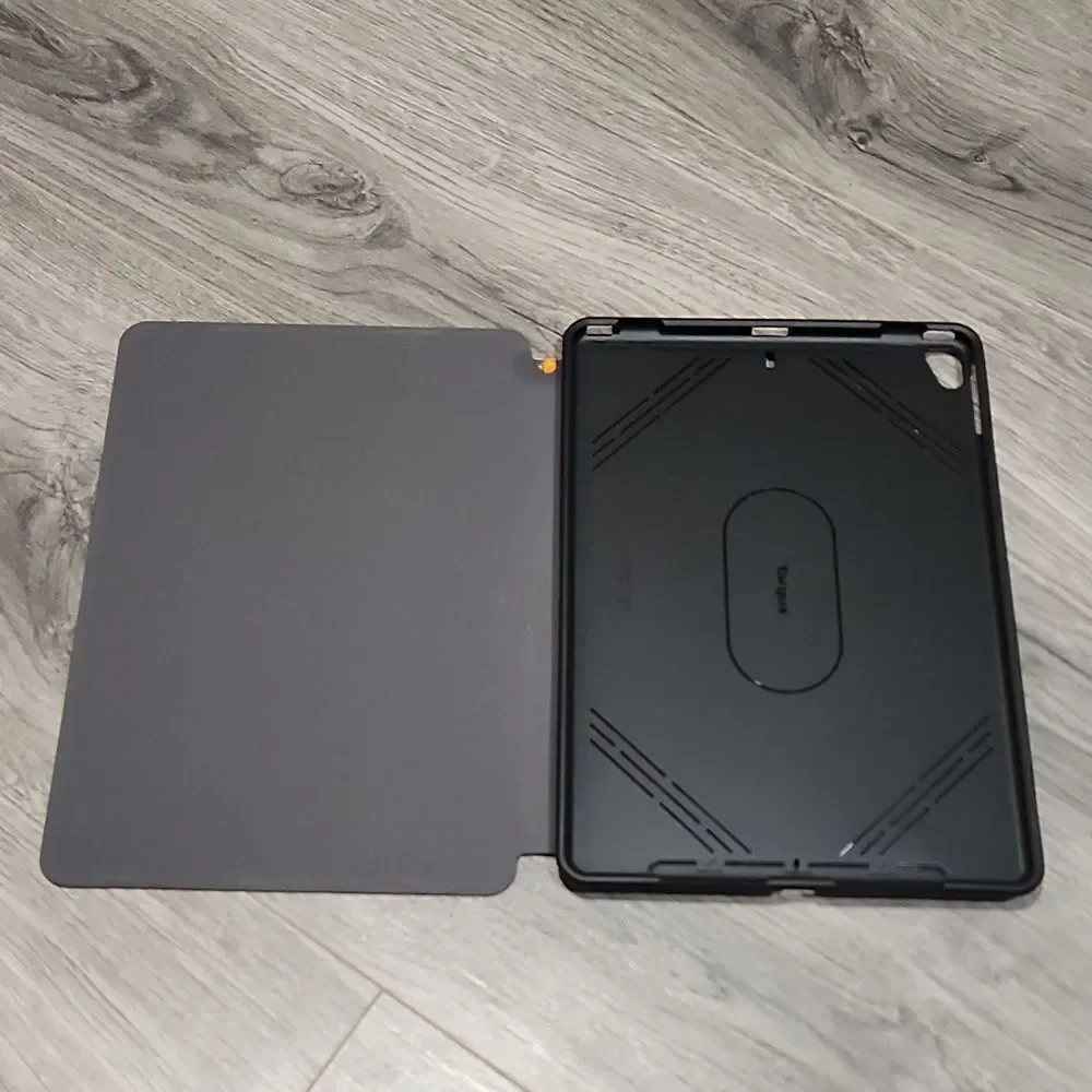 EUC Targus Tablet Case - Picture 5 of 7
